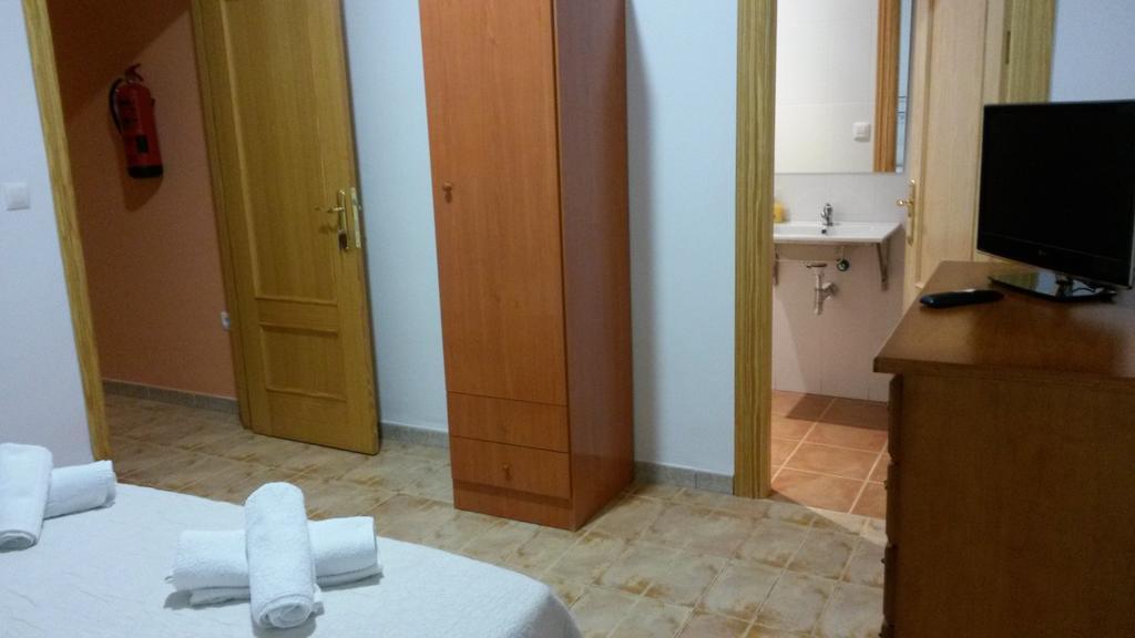 Hostal Virgen Del Pilar 바사 객실 사진